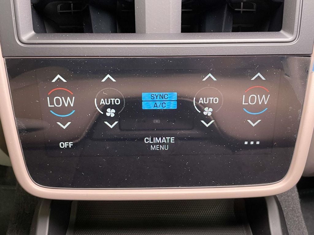 2025 Porsche Taycan 4