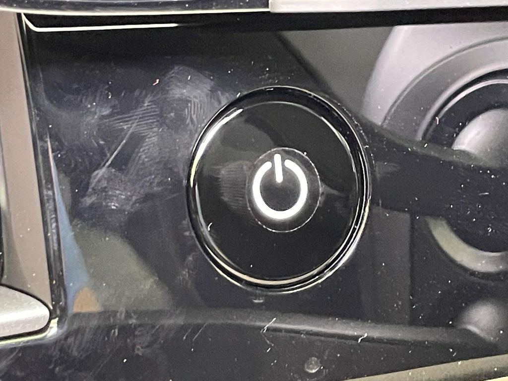 2025 Porsche Taycan 4