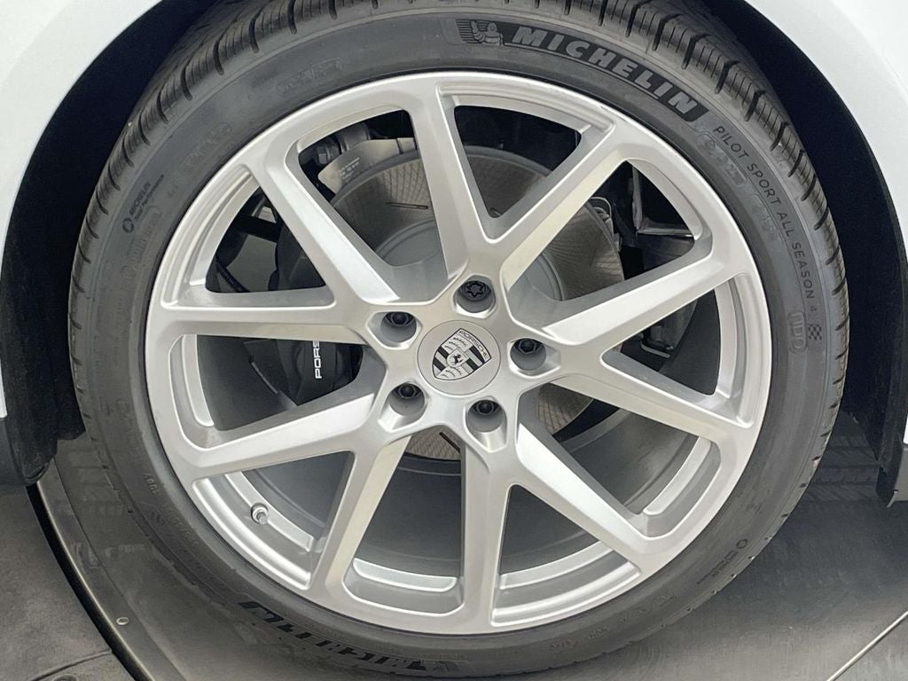 2026 Porsche Panamera Base