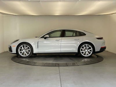 2026 Porsche Panamera Base