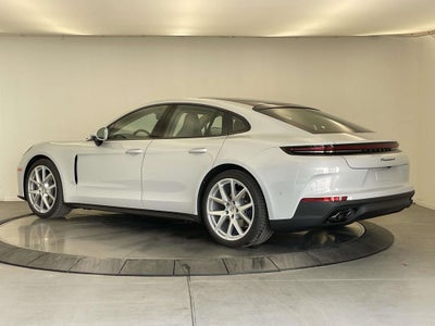 2026 Porsche Panamera Base