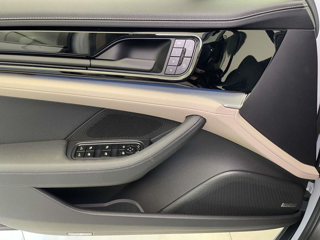 2026 Porsche Panamera Base
