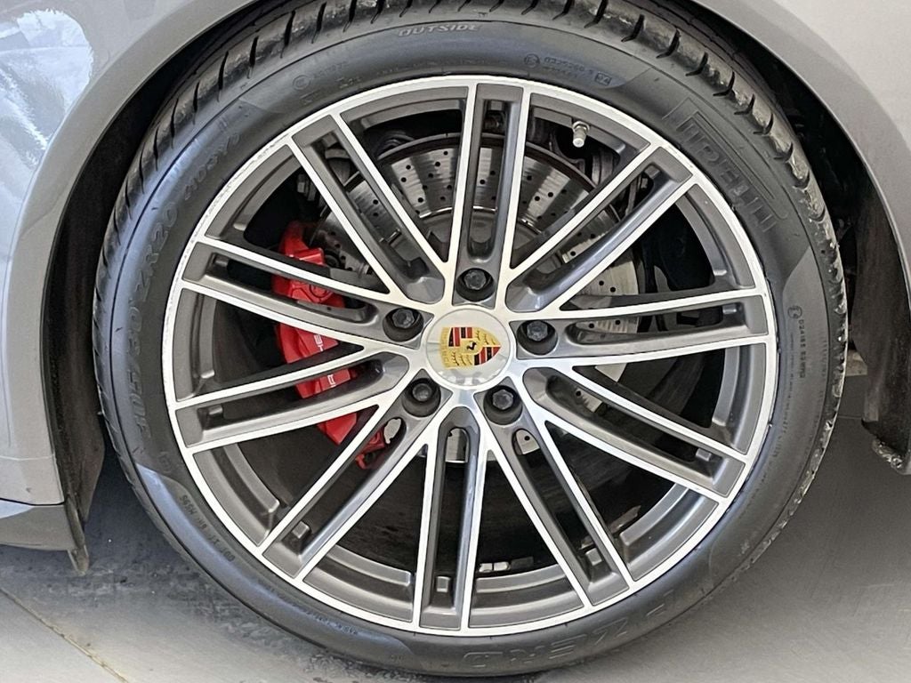 2017 Porsche 911 Carrera 4S