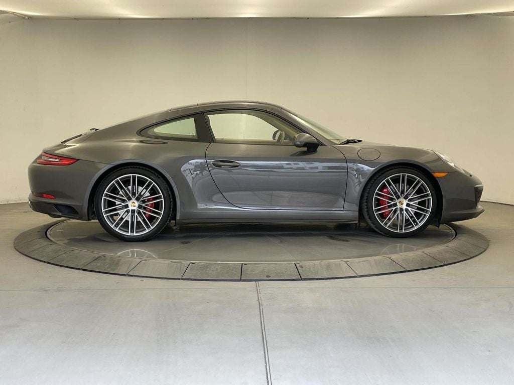 2017 Porsche 911 Carrera 4S