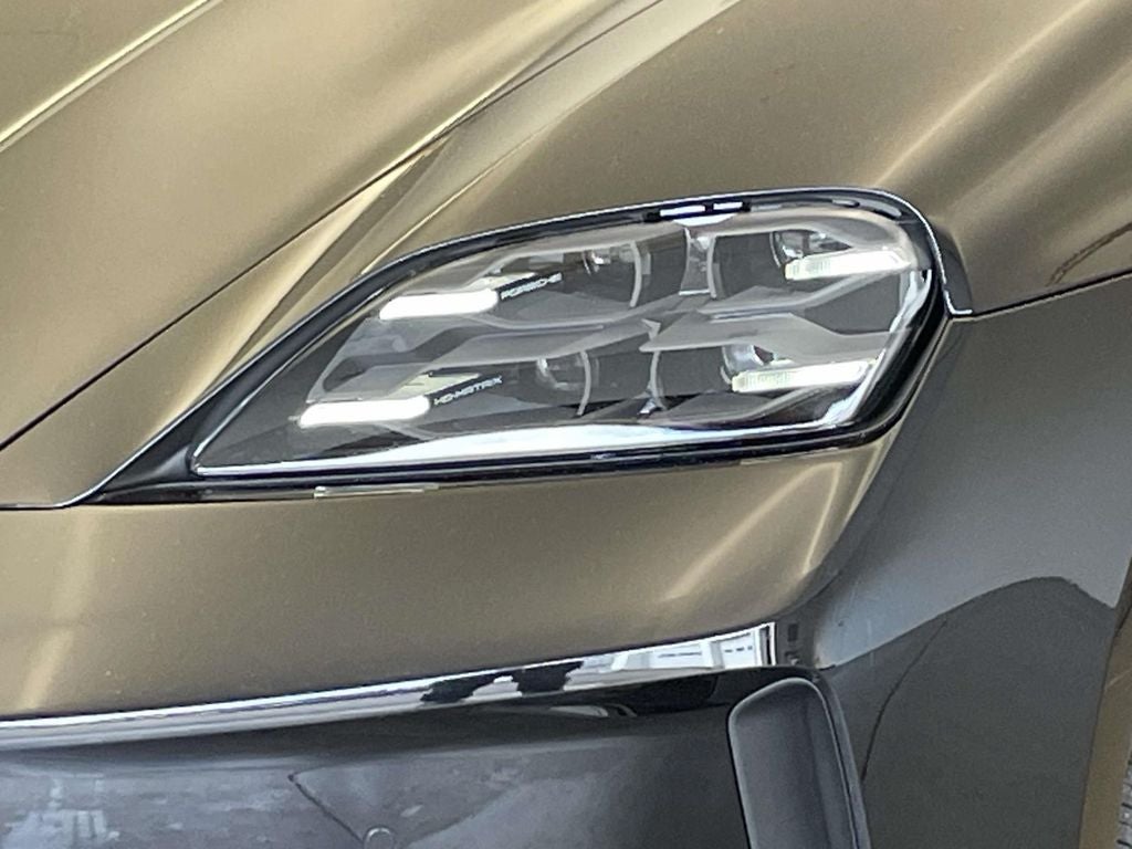 2026 Porsche Taycan 4S