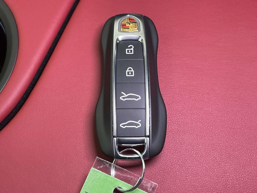 2026 Porsche Taycan 4S