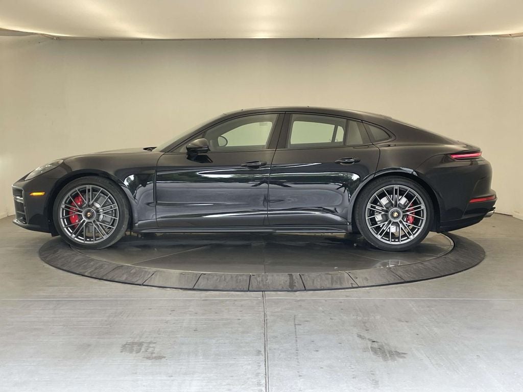 2026 Porsche Panamera GTS