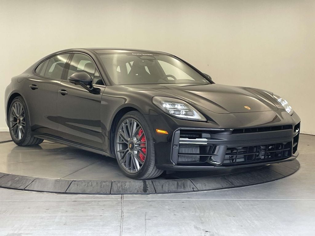2026 Porsche Panamera GTS