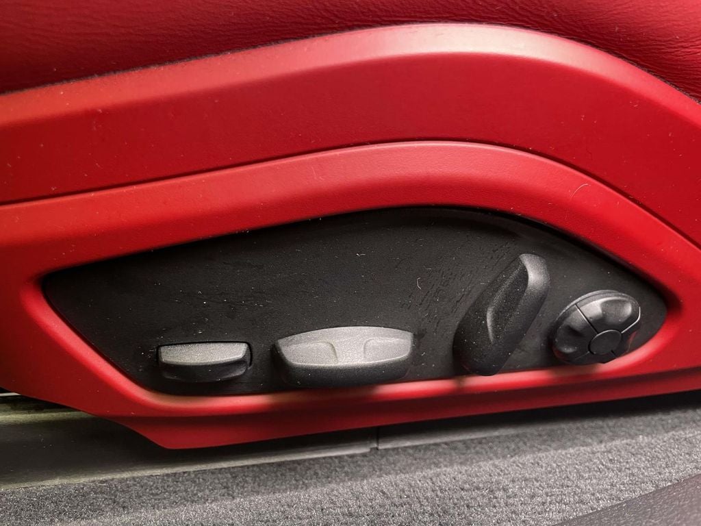 2022 Porsche Panamera 4 Platinum Edition