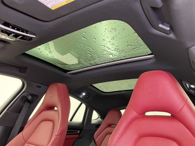 2022 Porsche Panamera 4 Platinum Edition
