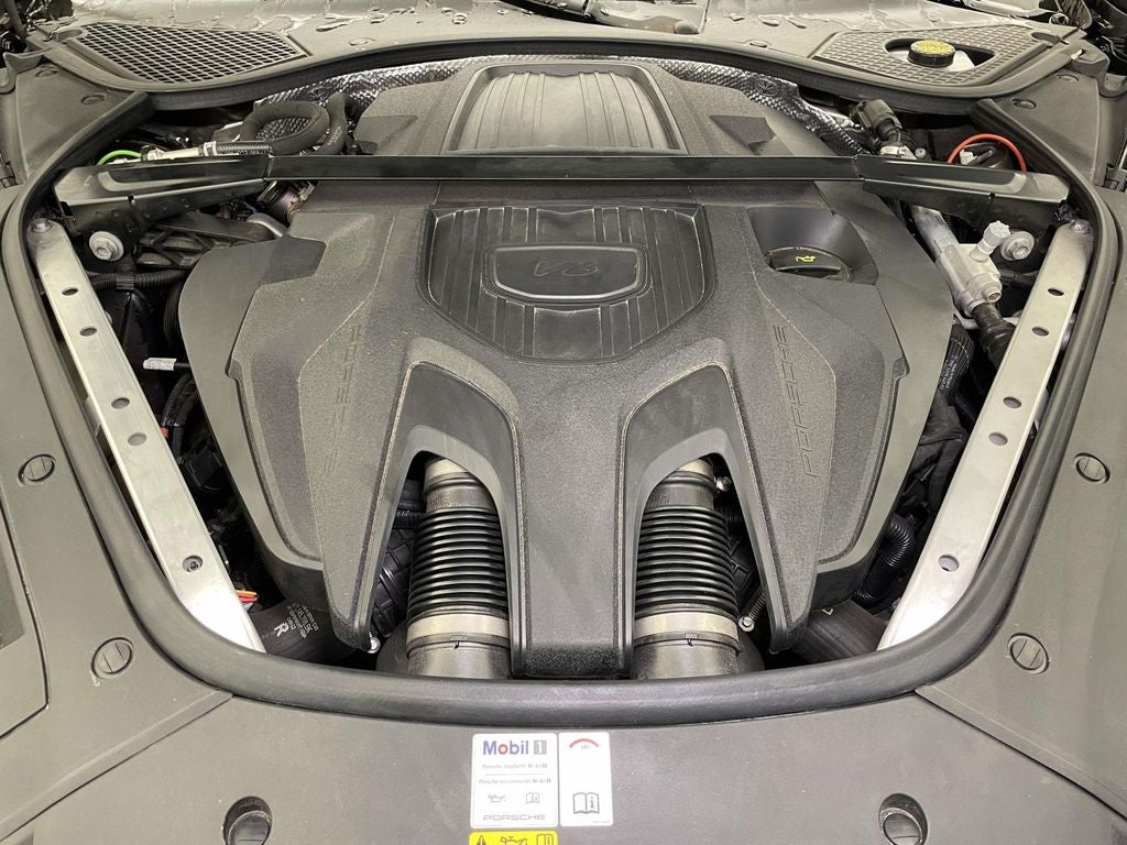 2022 Porsche Panamera 4 Platinum Edition