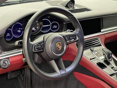 2022 Porsche Panamera 4 Platinum Edition