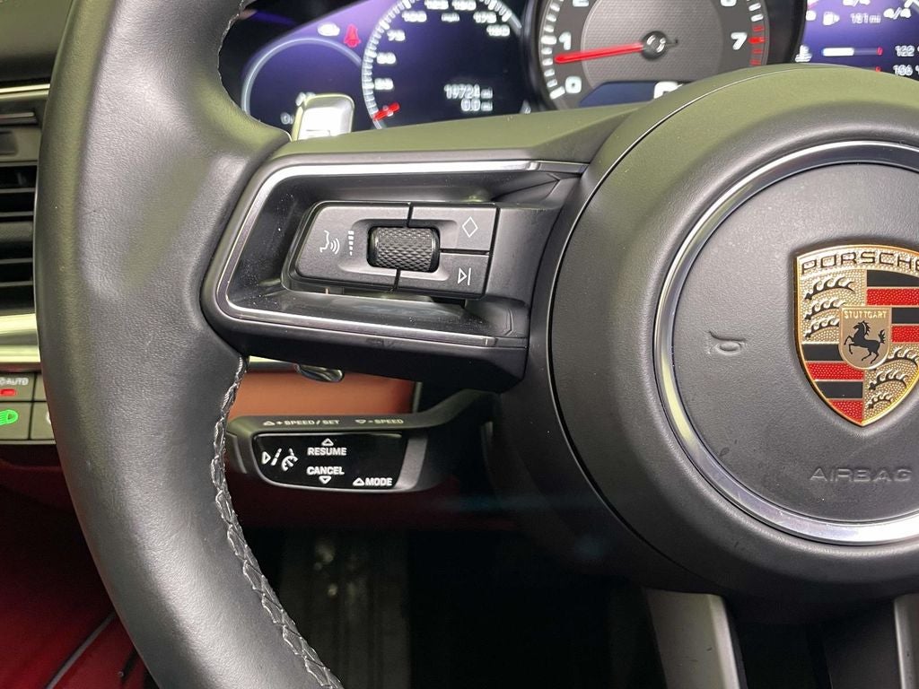 2022 Porsche Panamera 4 Platinum Edition