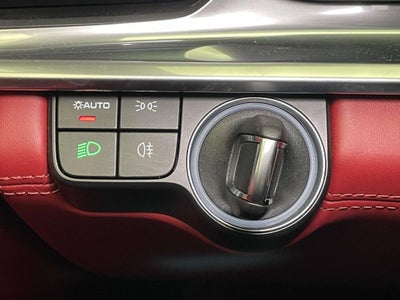 2022 Porsche Panamera 4 Platinum Edition