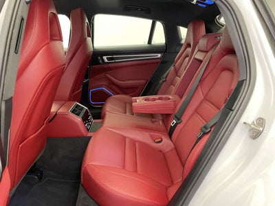2023 Porsche Panamera 4 Platinum Edition