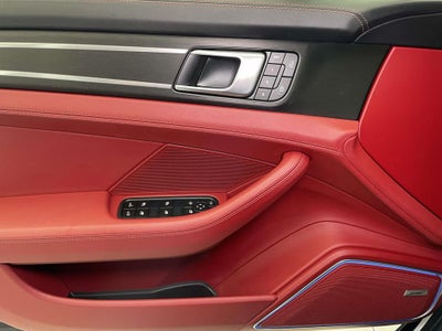 2023 Porsche Panamera 4 Platinum Edition