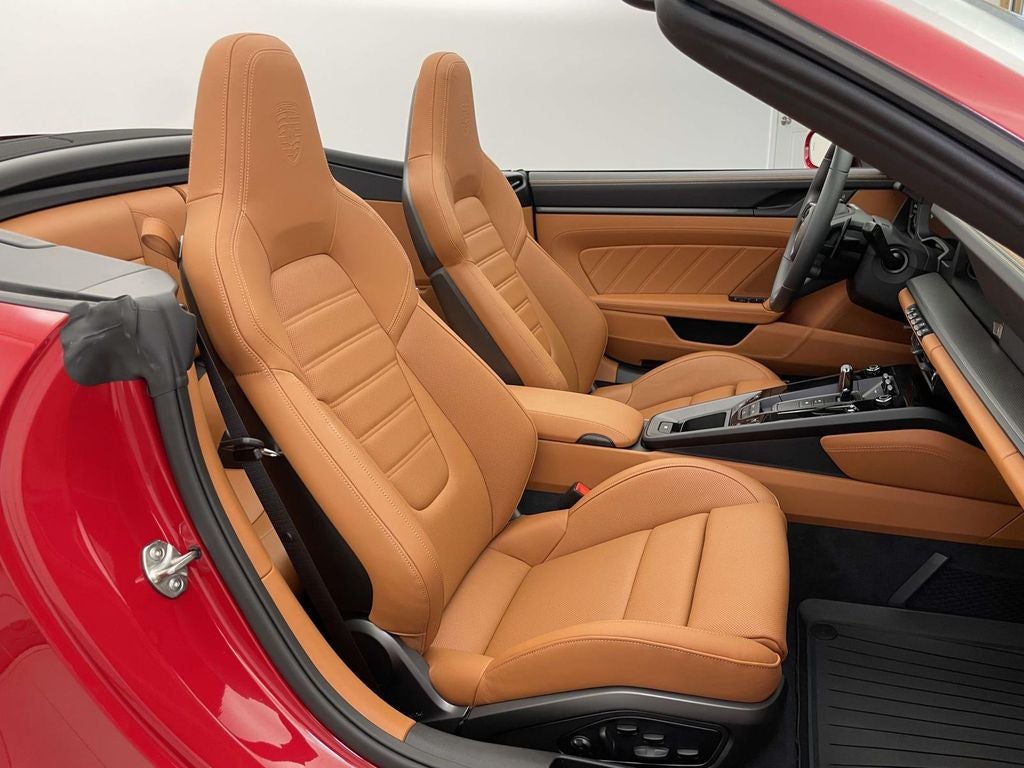 2025 Porsche 911 Carrera S Cabriolet