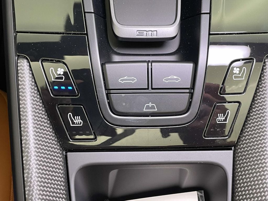 2025 Porsche 911 Carrera S Cabriolet