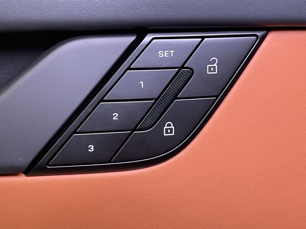 2025 Porsche 911 Carrera S Cabriolet