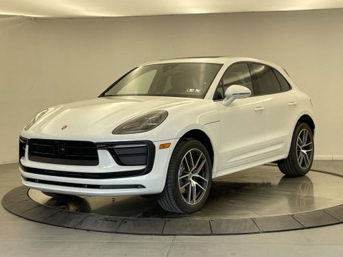 2026 Porsche Macan Base