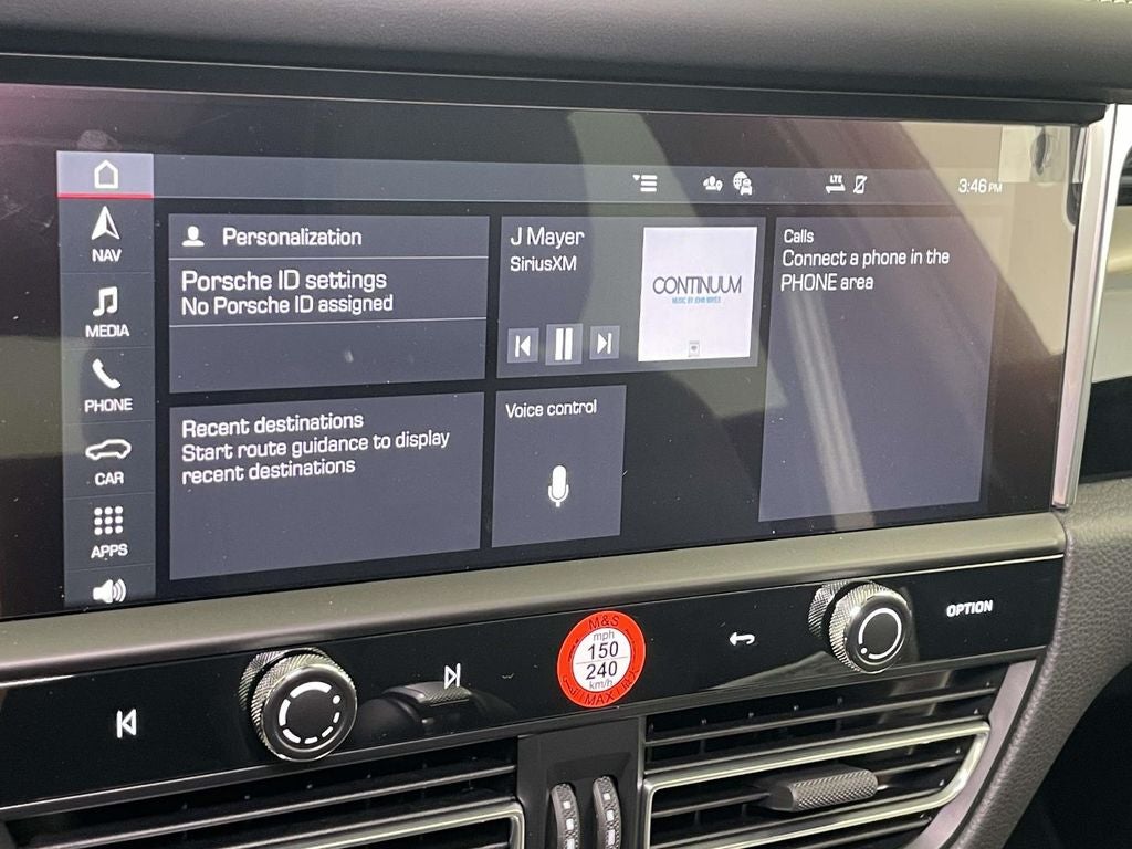 2026 Porsche Macan Base