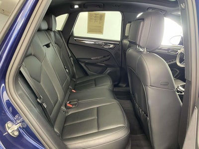 2023 Porsche Macan Base