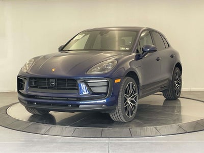 2025 Porsche Macan Base