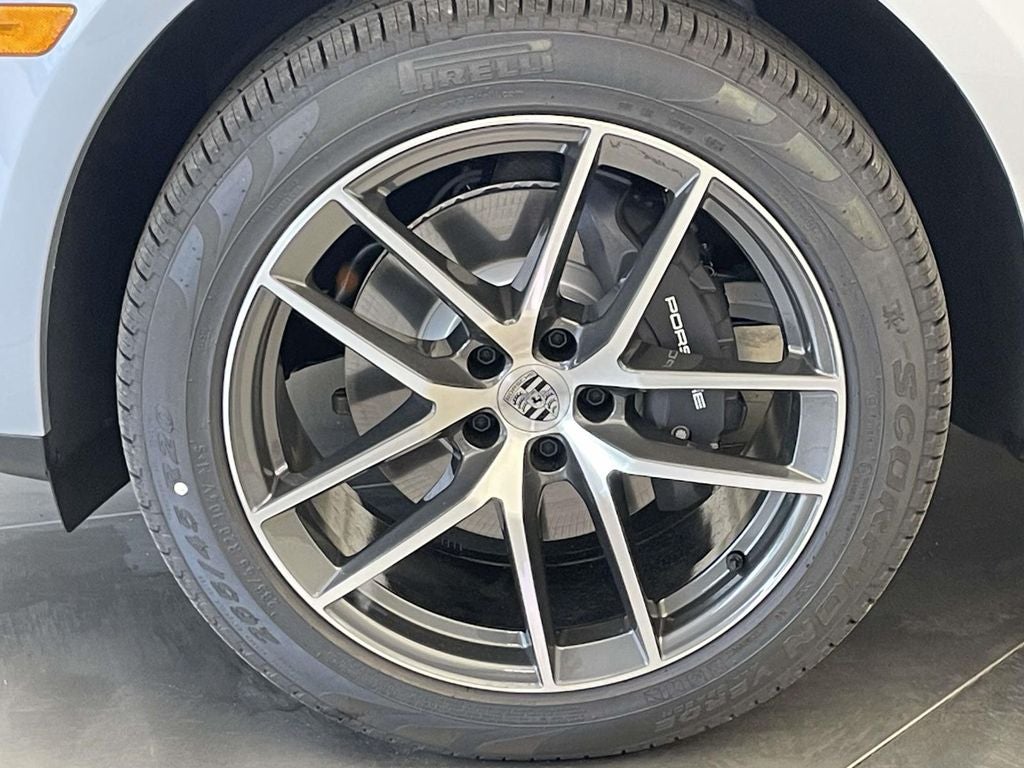 2026 Porsche Macan Base