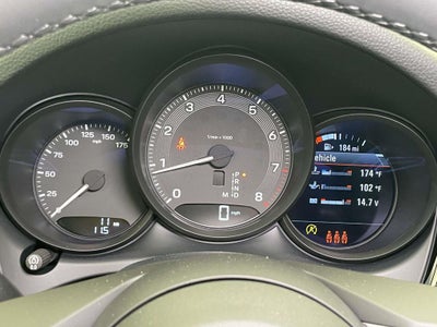 2026 Porsche Macan Base