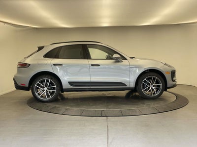 2026 Porsche Macan Base