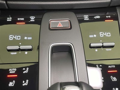 2025 Porsche Macan Base