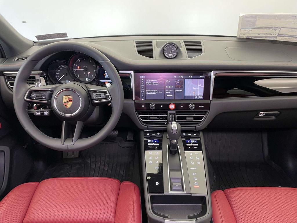 2025 Porsche Macan Base