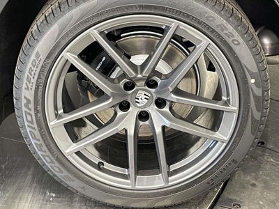 2026 Porsche Macan T