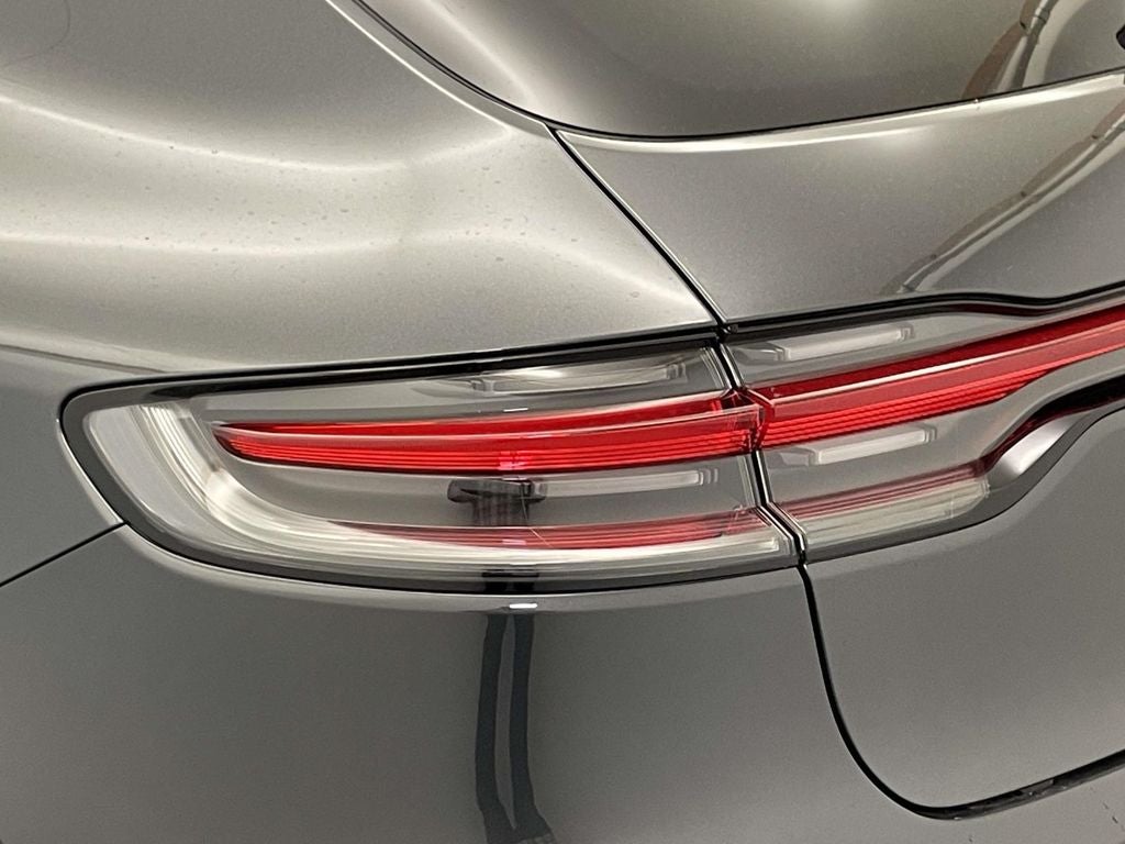 2026 Porsche Macan T