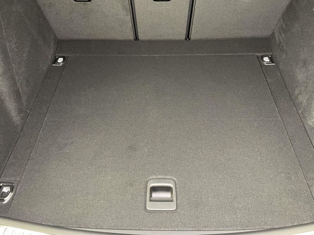 2026 Porsche Macan T