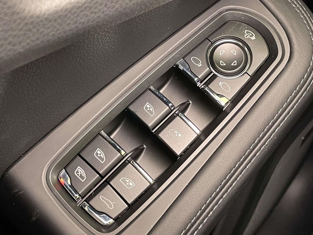 2026 Porsche Macan T