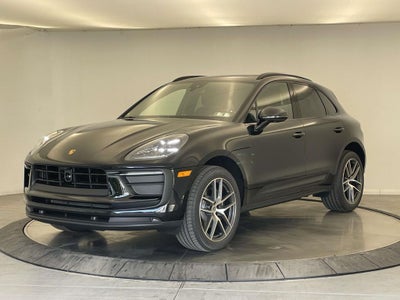 2026 Porsche Macan Base