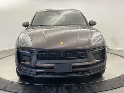 2023 Porsche Macan Base