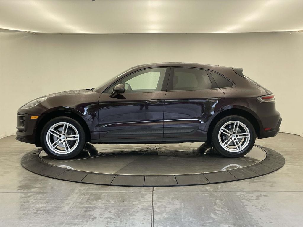 2023 Porsche Macan Base