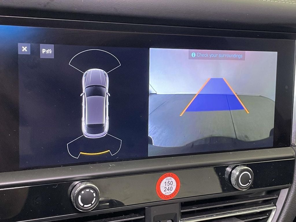 2023 Porsche Macan Base