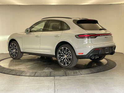 2026 Porsche Macan Base