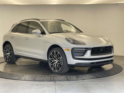 2026 Porsche Macan Base
