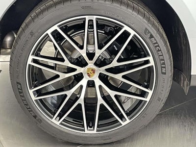 2026 Porsche Macan T