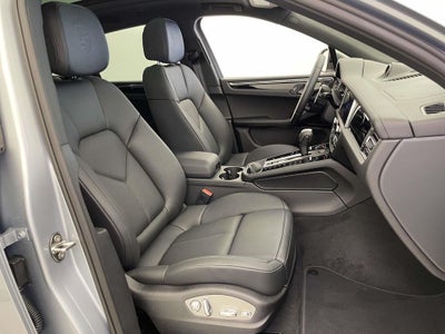 2026 Porsche Macan T