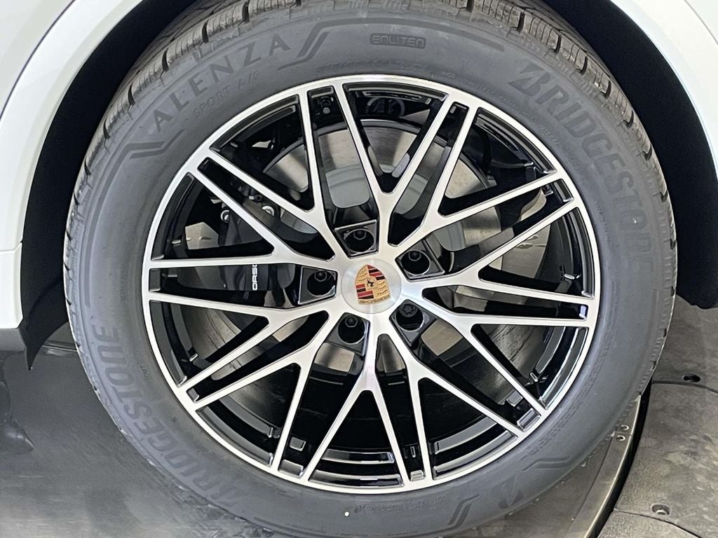 2026 Porsche Cayenne Base