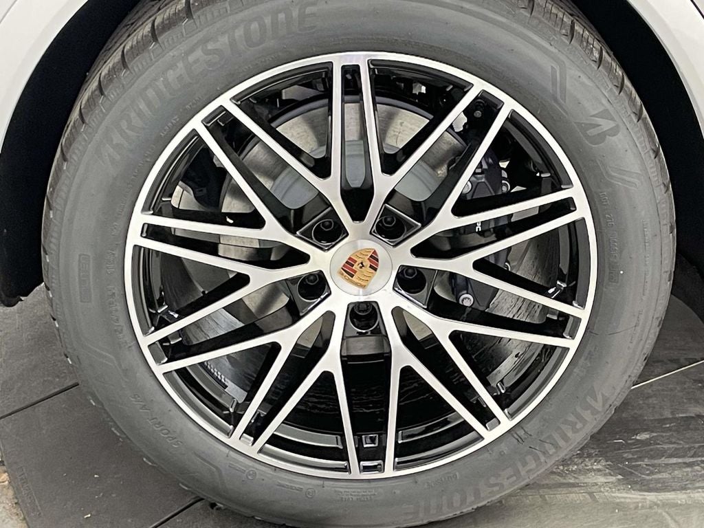 2026 Porsche Cayenne Base