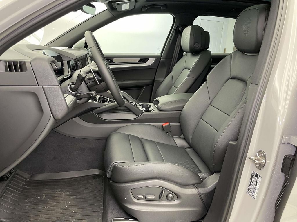 2026 Porsche Cayenne Base
