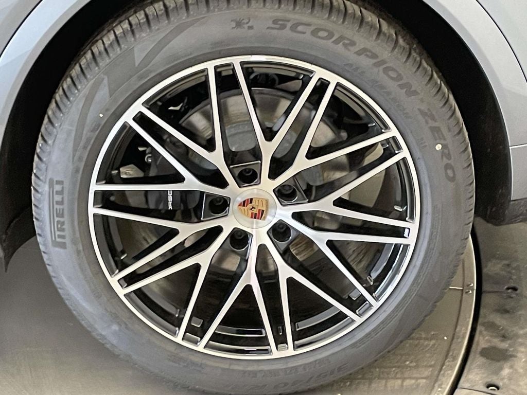 2026 Porsche Cayenne Base