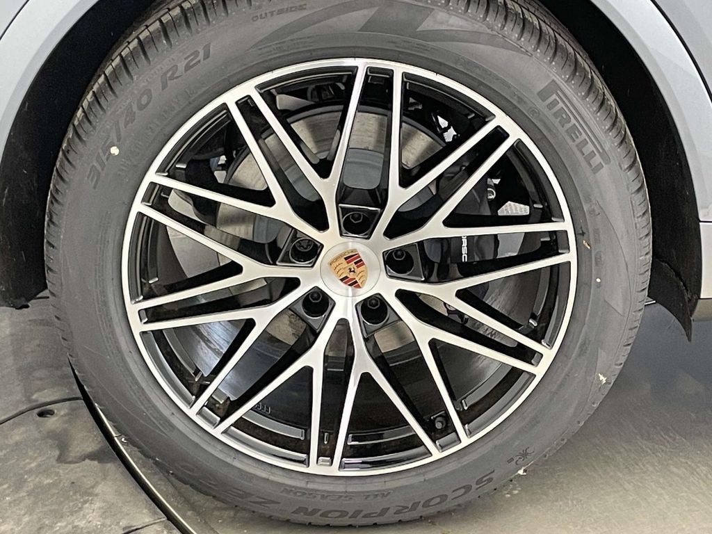 2026 Porsche Cayenne Base