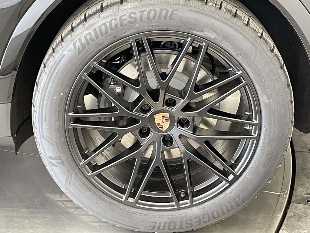 2026 Porsche Cayenne Base